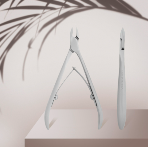 CUTICLE NIPPERS