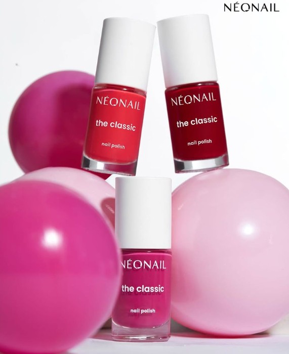 THE CLASSIC NAIL POLISH